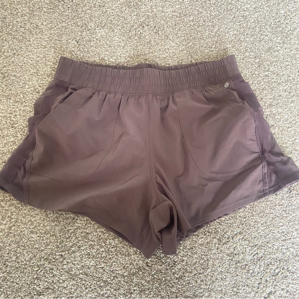 NWOT Layer8 Taupe Hiking Shorts with Built-In Brief Brown Gray Size Large